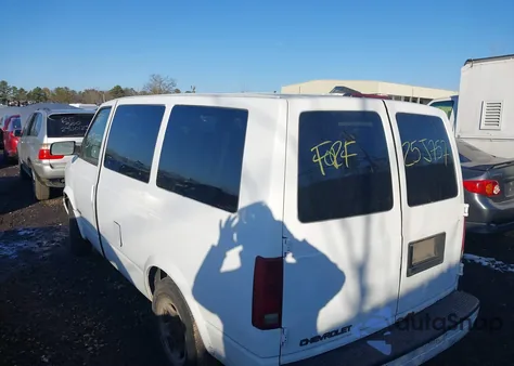 2003 Chevrolet Astro из США, поврежденный, VIN 1GNDM19X43B101800